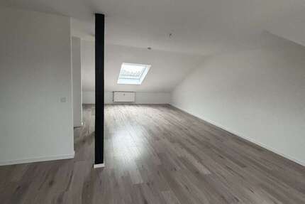 Wohnung Troisdorf Altenrath - 1 Zimmer, 61 m&sup2;, 700&euro; | Angebot:23270779