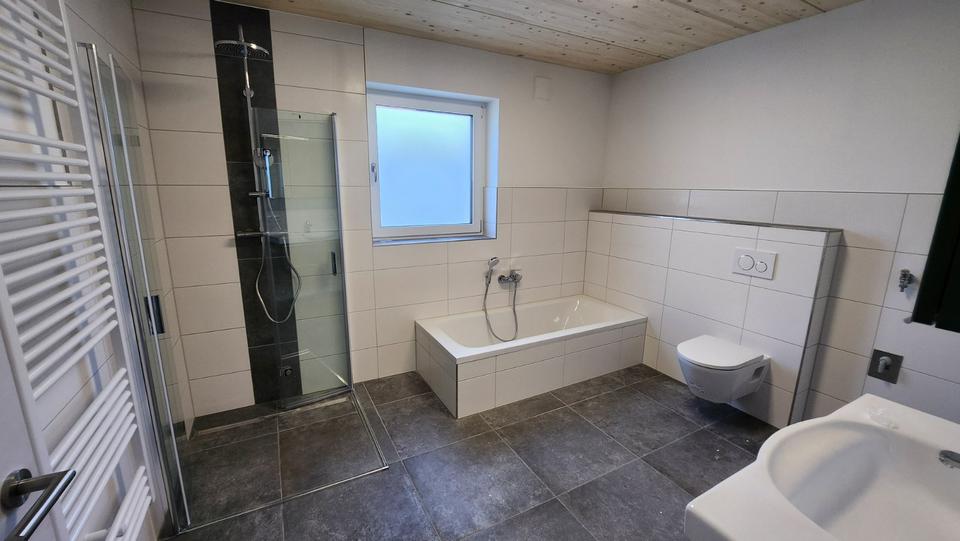 Erdgeschoßwohnung Geslau - 3.5 Zimmer, 100 m&sup2;, 1.000&euro; | Angebot:25722524