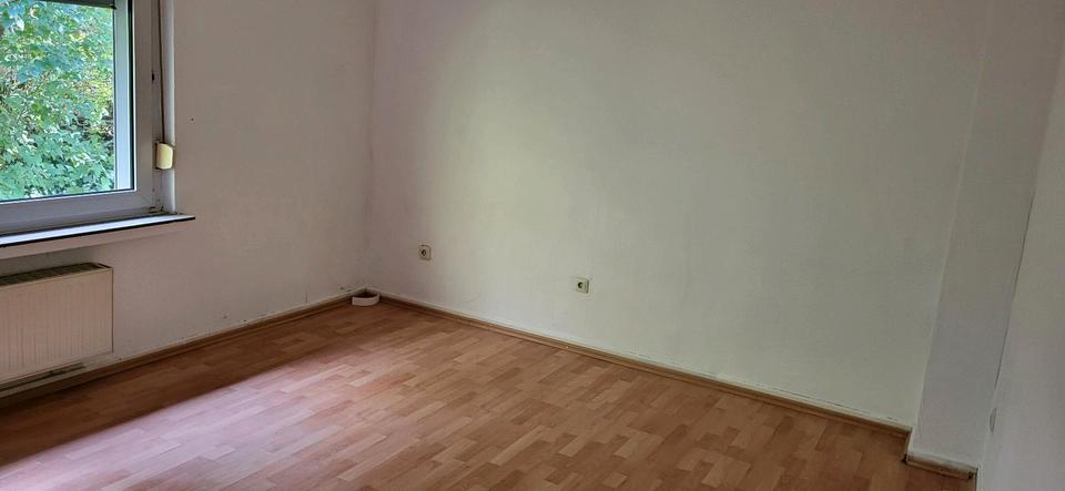 Etagenwohnung Werdohl - 3 Zimmer, 70 m&sup2;, 450&euro; | Angebot:26577993