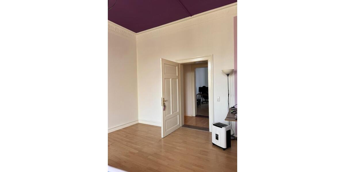 Etagenwohnung Nienburg (Weser) - 6 Zimmer, 186 m&sup2;, 1.400&euro; | Angebot:26058512