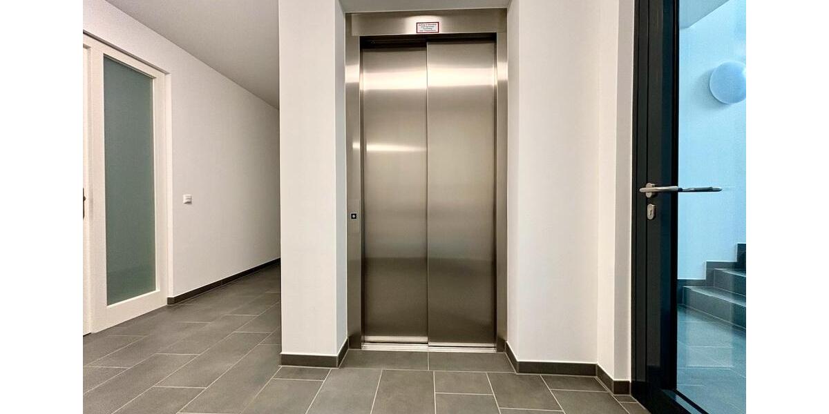 Erdgeschoßwohnung Neunkirchen - 3 Zimmer, 103 m&sup2;, 1.250&euro; | Angebot:25307494