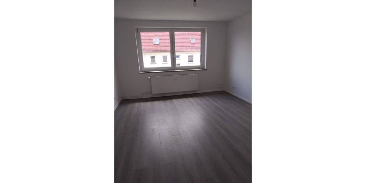 Etagenwohnung Ostrau - 3 Zimmer, 58 m&sup2;, 348&euro; | Angebot:25775653