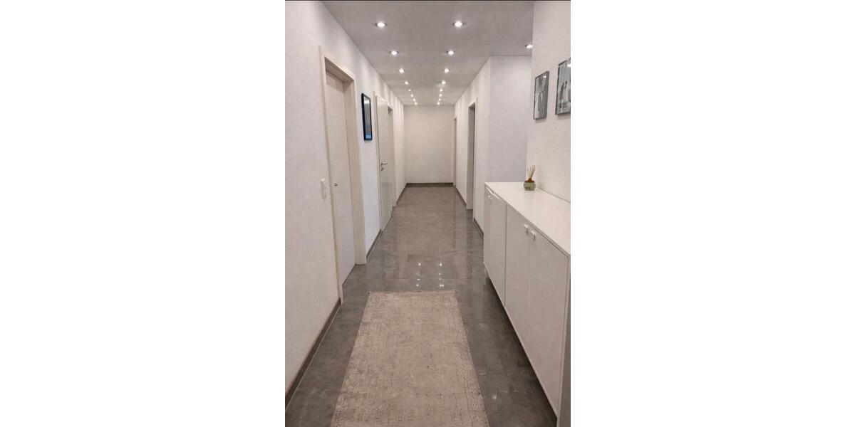 Etagenwohnung Karlsruhe Durlach - 4 Zimmer, 117 m&sup2;, 1.900&euro; | Angebot:25924882