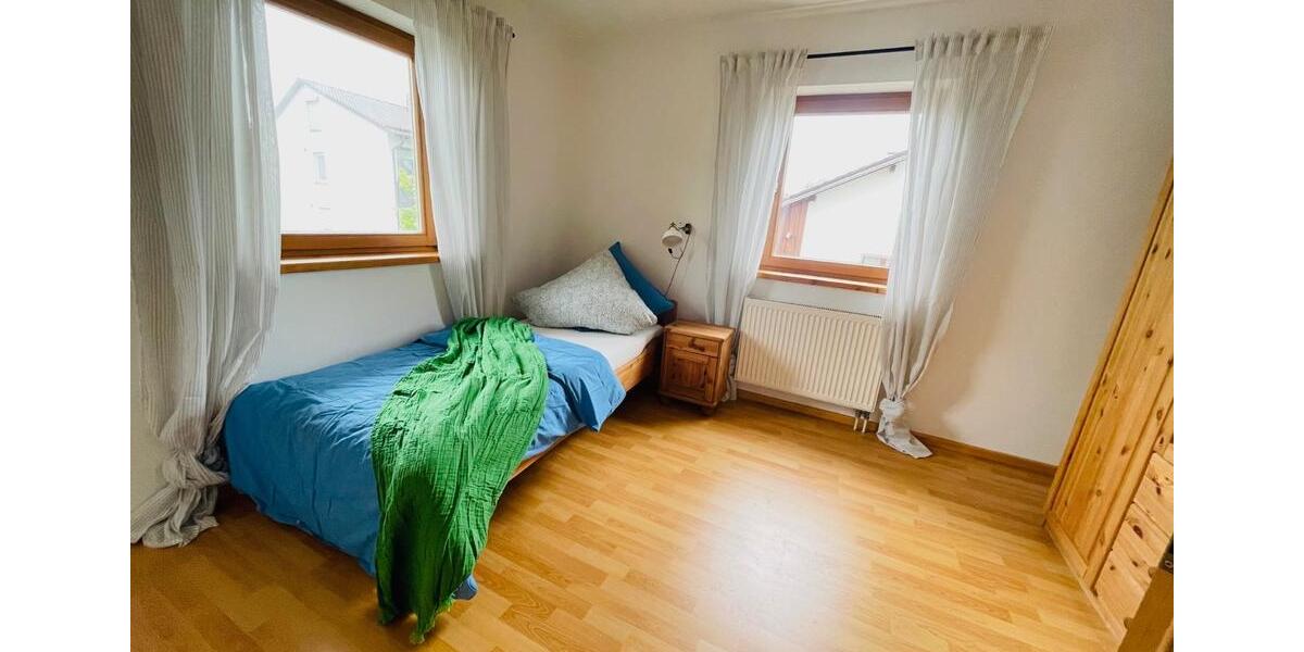 Wohnen auf Zeit Kolbermoor - 5 Zimmer, 165 m&sup2;, 500&euro; | Angebot:25126552