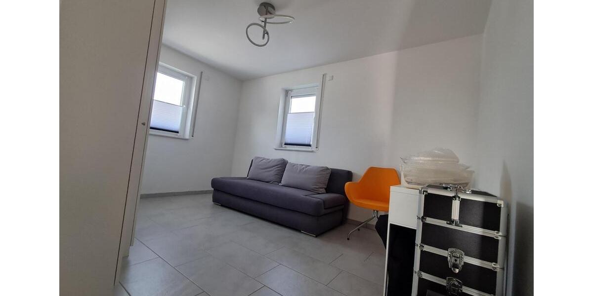 Etagenwohnung Bergisch Gladbach Alt-Frankenforst - 4 Zimmer, 140 m&sup2;, 1.820&euro; | Angebot:25079589