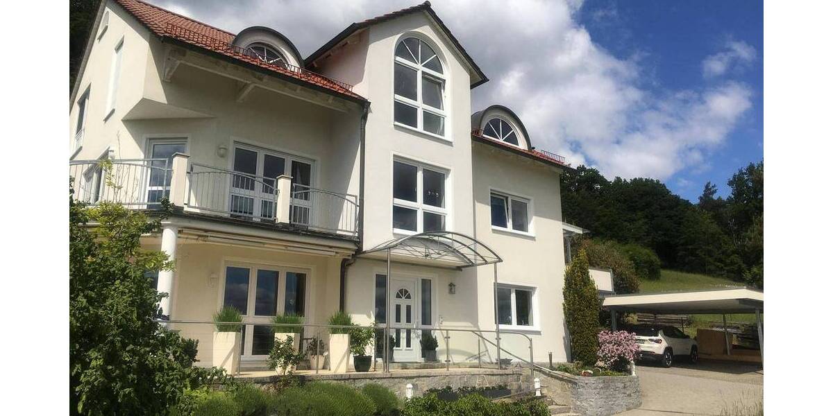 Terrassenwohnung Amberg - 5 Zimmer, 205 m&sup2;, 1.850&euro; | Angebot:26048744