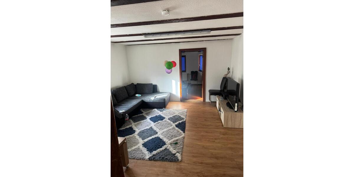 Etagenwohnung Grebenstein - 3 Zimmer, 70 m&sup2;, 630&euro; | Angebot:25873655