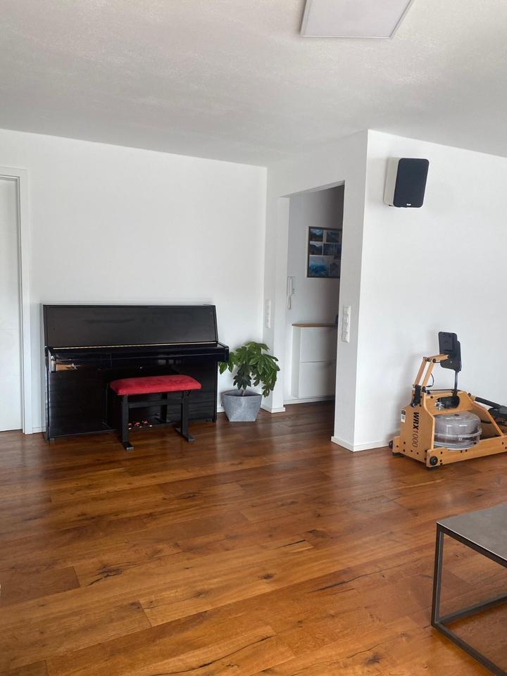 Neuwertige 3- Zimmer Wohnung mit Penthouse-Charakter