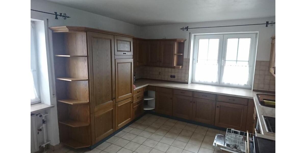 Etagenwohnung Ursensollen - 3 Zimmer, 130 m&sup2;, 860&euro; | Angebot:26294865