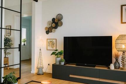 Moderne,Neubau, helle 2-Zimmer Whg mit Balkon& hochwertig 2 zimmer