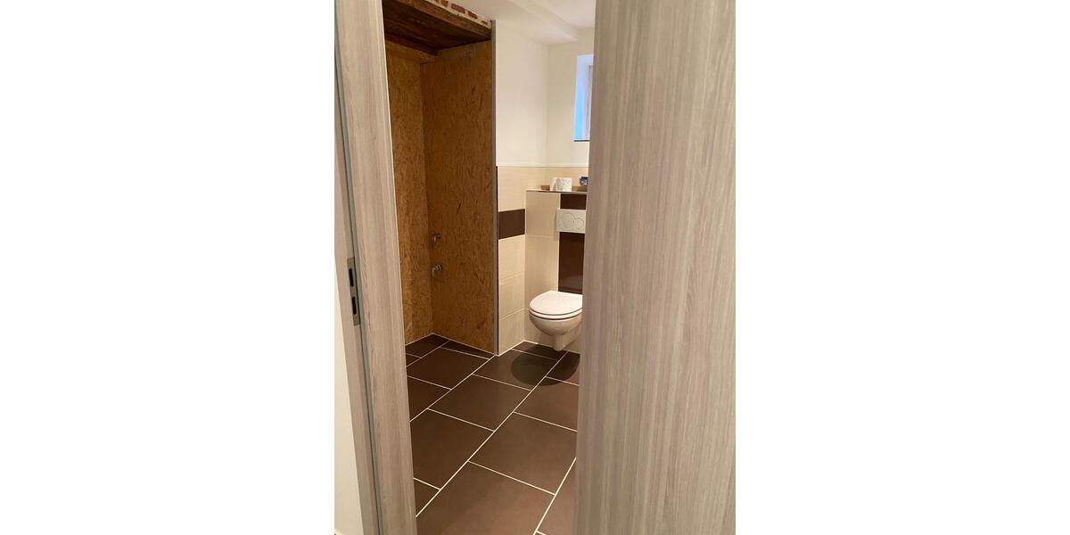 Erdgeschoßwohnung Saalfeld (Saale) - 2 Zimmer, 75 m&sup2;, 510&euro; | Angebot:25893918