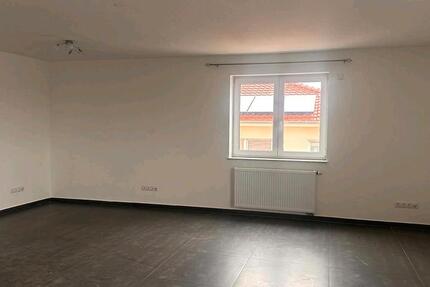 Wohnung Lambsheim - 2 Zimmer, 140 m&sup2;, 980&euro; | Angebot:24756093