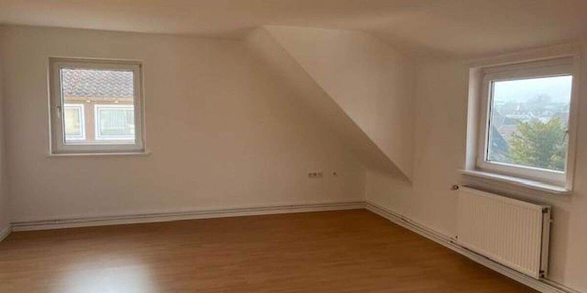 Etagenwohnung Hameln Nordstadt - 3 Zimmer, 81 m&sup2;, 725&euro; | Angebot:25752905