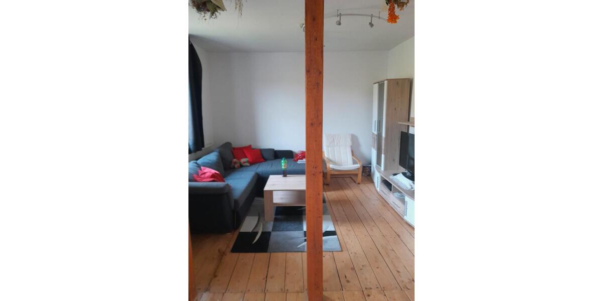 Etagenwohnung Dassel - 3 Zimmer, 100 m&sup2;, 450&euro; | Angebot:26507146