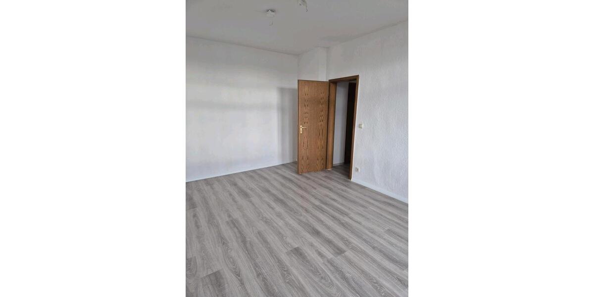 Etagenwohnung Halberstadt - 2 Zimmer, 76 m&sup2;, 380&euro; | Angebot:26246871