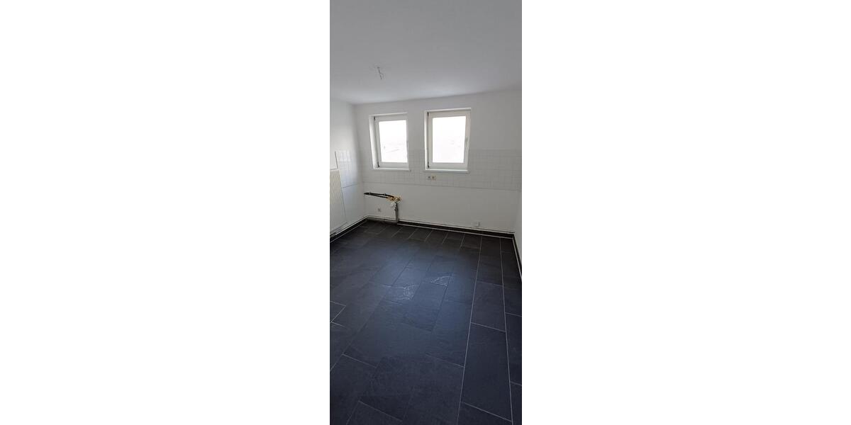 Dachgeschoßwohnung Meiningen - 4 Zimmer, 92 m&sup2;, 640&euro; | Angebot:24712352