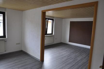 Wohnung Mühlhausen - 3 Zimmer, 95 m&sup2;, 950&euro; | Angebot:24981193