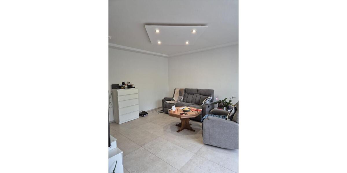 Etagenwohnung Gütersloh - 3 Zimmer, 80 m&sup2;, 880&euro; | Angebot:26549804