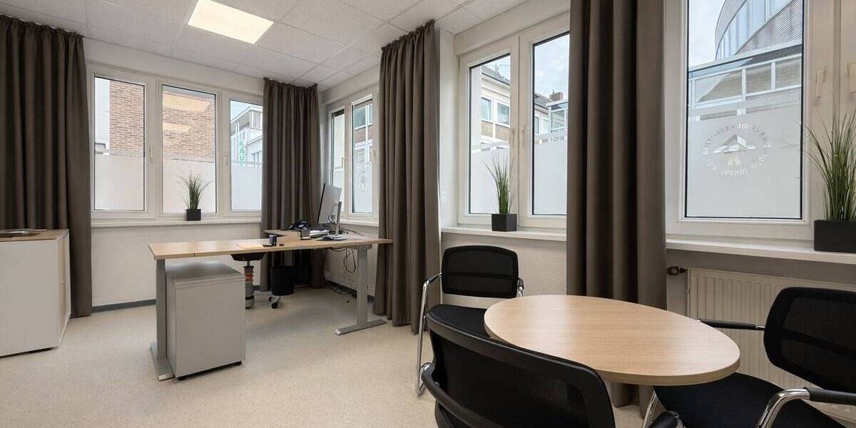 Gewerbeobjekt Krefeld Stadtmitte - 1 Zimmer, 495 m&sup2;, 4.653&euro; | Angebot:26786917