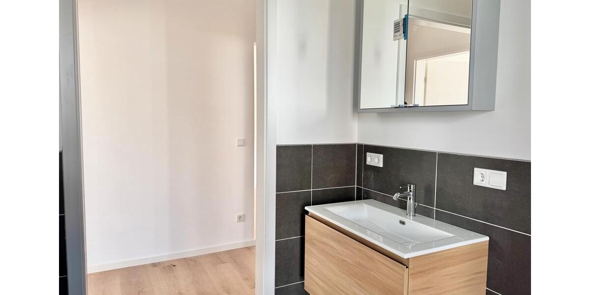 Top-3-Zimmer-Penthouse-Wohnung mit Blick ins Grüne, Dachterrasse, GlasfaserBreitband, Energie: A+ 3 zimmer