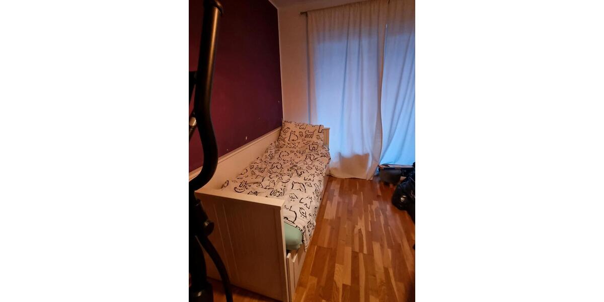 Zweck-WG mit viel Wohnnutzfläche 4 zimmer