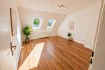 Etagenwohnung Kölln-Reisiek Reisiek - 2 Zimmer, 57 m&sup2;, 870&euro; | Angebot:26272800