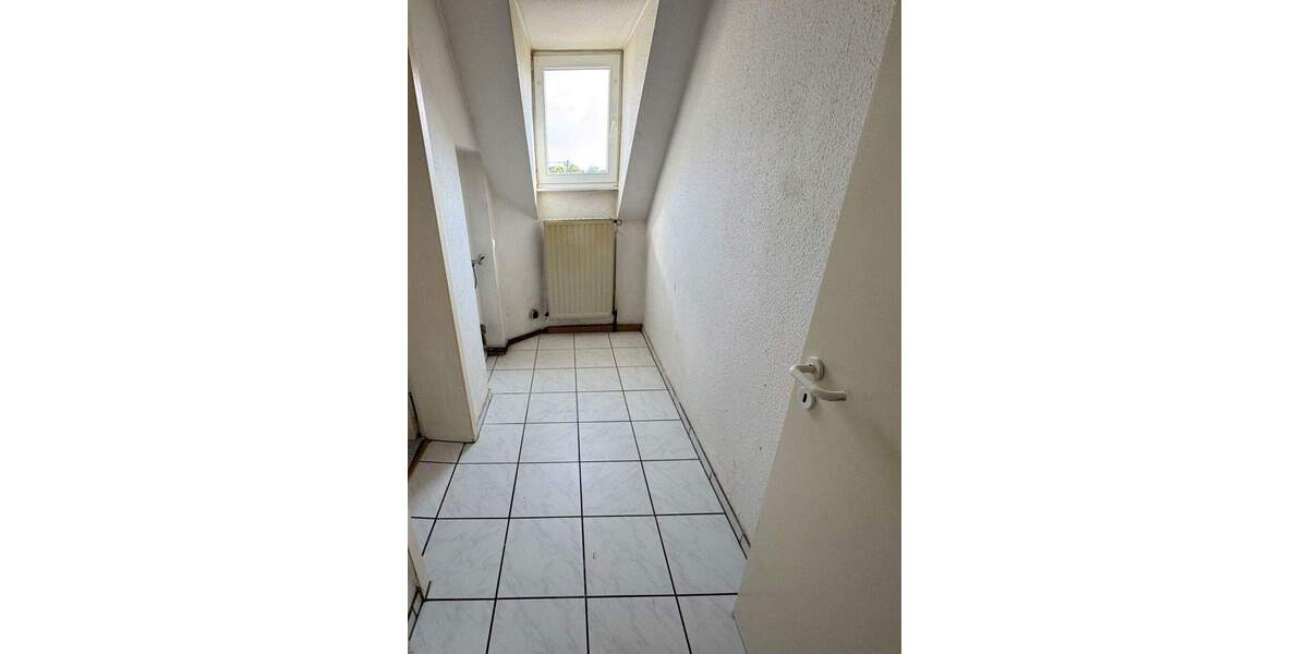 Gemütliche 3 Zimmer Dachgeschosswohnung in verkehrsgünstiger Lage von Leutesdorf 3 zimmer