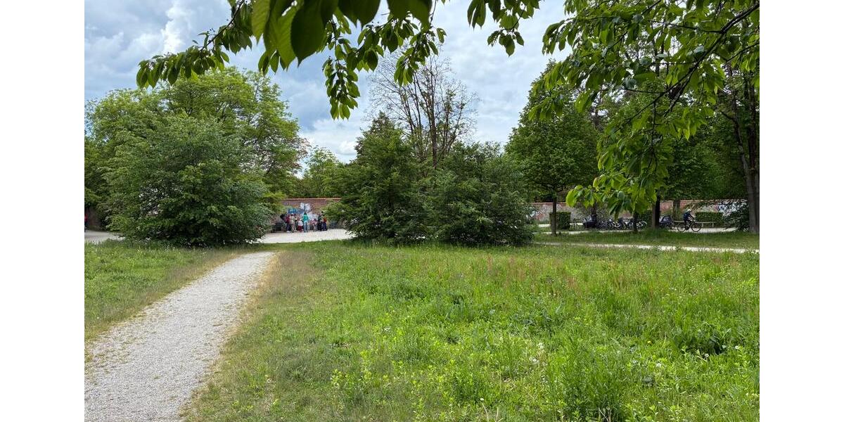 Etagenwohnung München Nymphenburg - 4 Zimmer, 98 m&sup2;, 2.400&euro; | Angebot:26644959