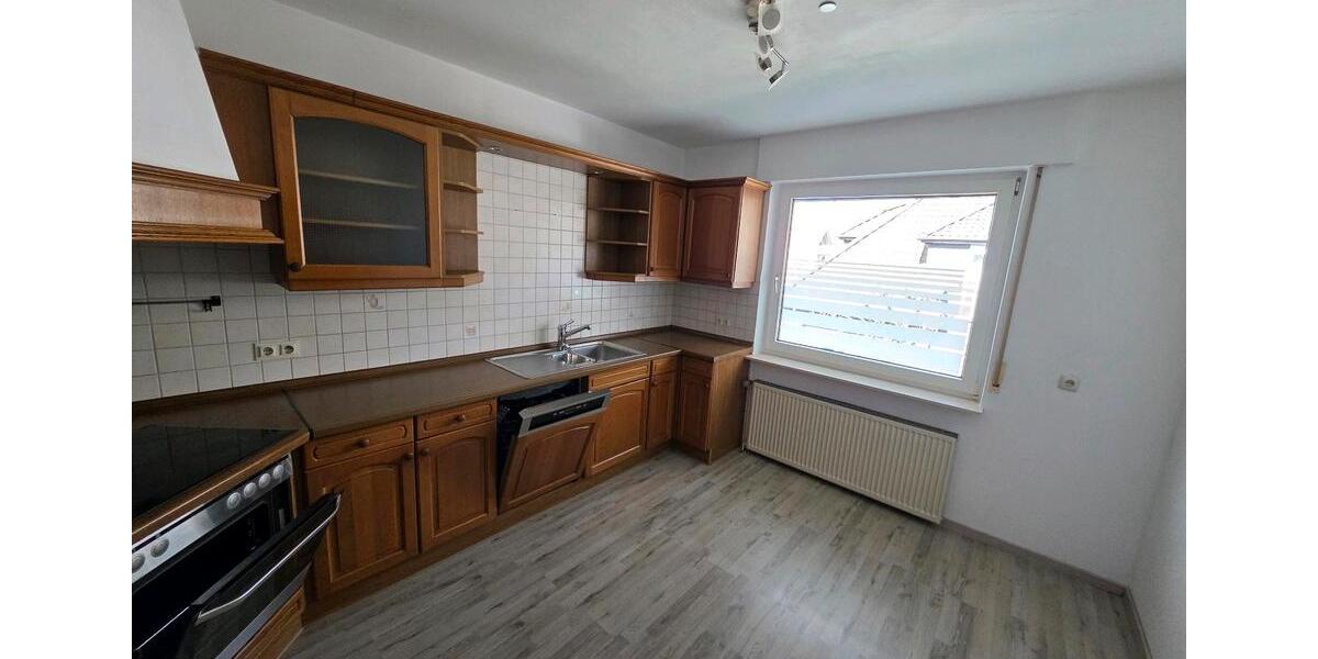 Etagenwohnung Saterland - 8 Zimmer, 125 m&sup2;, 800&euro; | Angebot:26647148