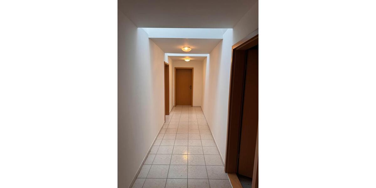 Etagenwohnung Grafling - 4 Zimmer, 90 m&sup2;, 800&euro; | Angebot:25989362