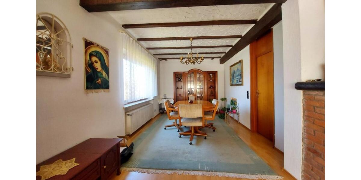 Etagenwohnung Würzburg - 1 Zimmer, 90 m&sup2;, 460&euro; | Angebot:24874155