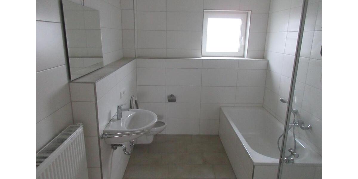 Dachgeschoßwohnung Salzkotten - 1 Zimmer, 41 m&sup2;, 431&euro; | Angebot:25778920