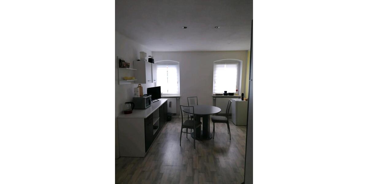 Wohnen auf Zeit Auma-Weidatal Weidatal - 4 Zimmer, 70 m&sup2;, 25&euro; | Angebot:23691981