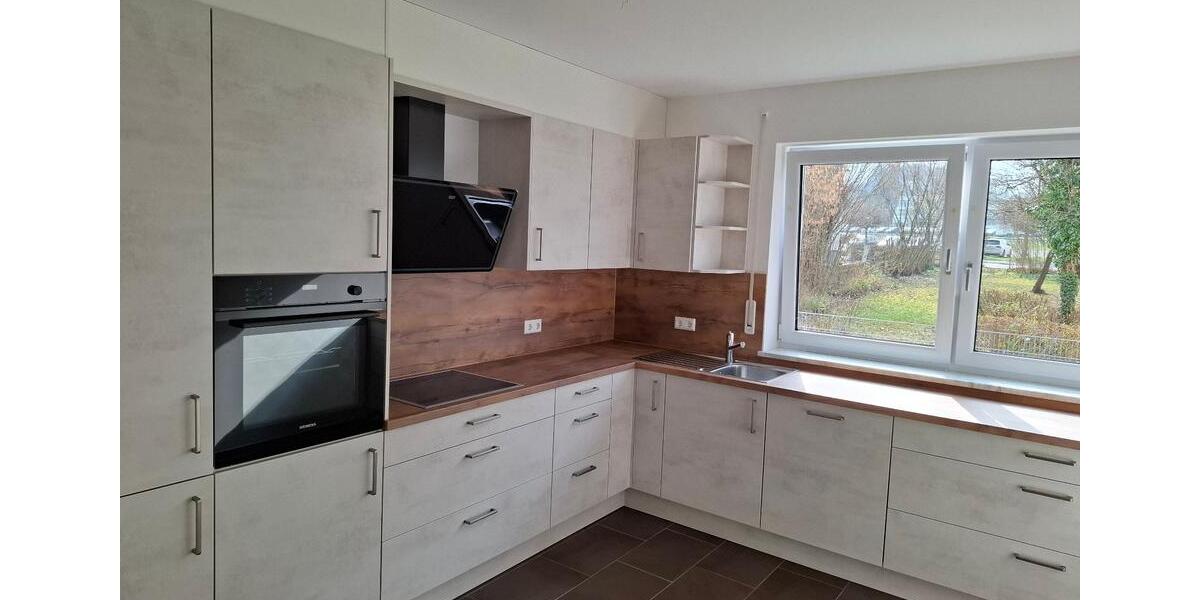 Erdgeschoßwohnung Krumbach (Schwaben) - 3.5 Zimmer, 84 m&sup2;, 1.008&euro; | Angebot:25956537