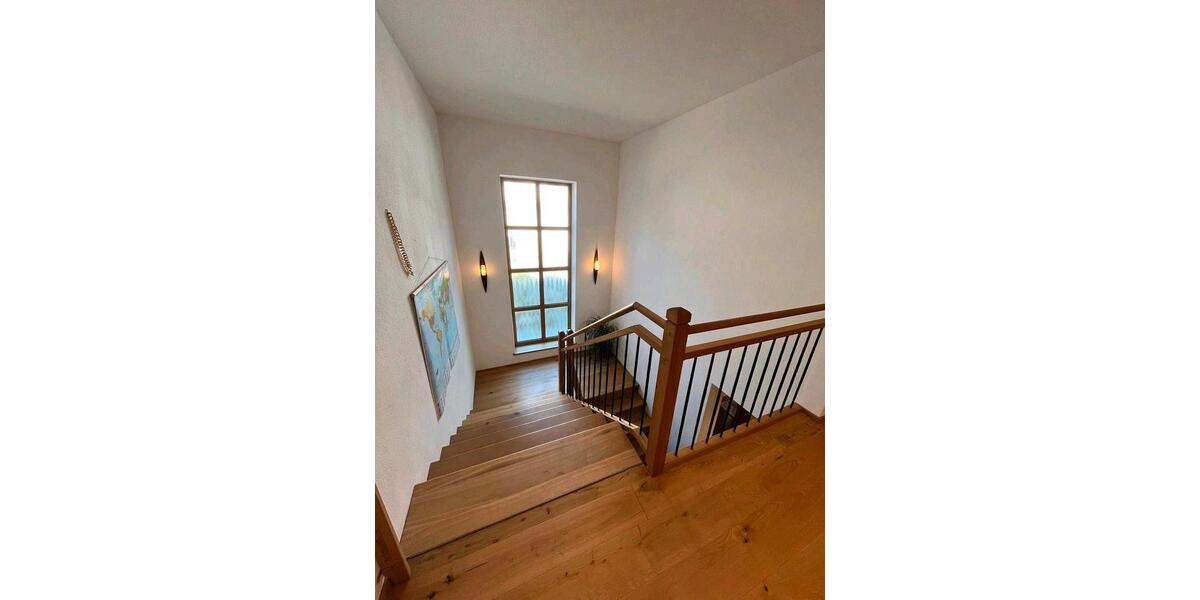 Etagenwohnung Seeshaupt - 6 Zimmer, 218 m&sup2;, 3.270&euro; | Angebot:26674772