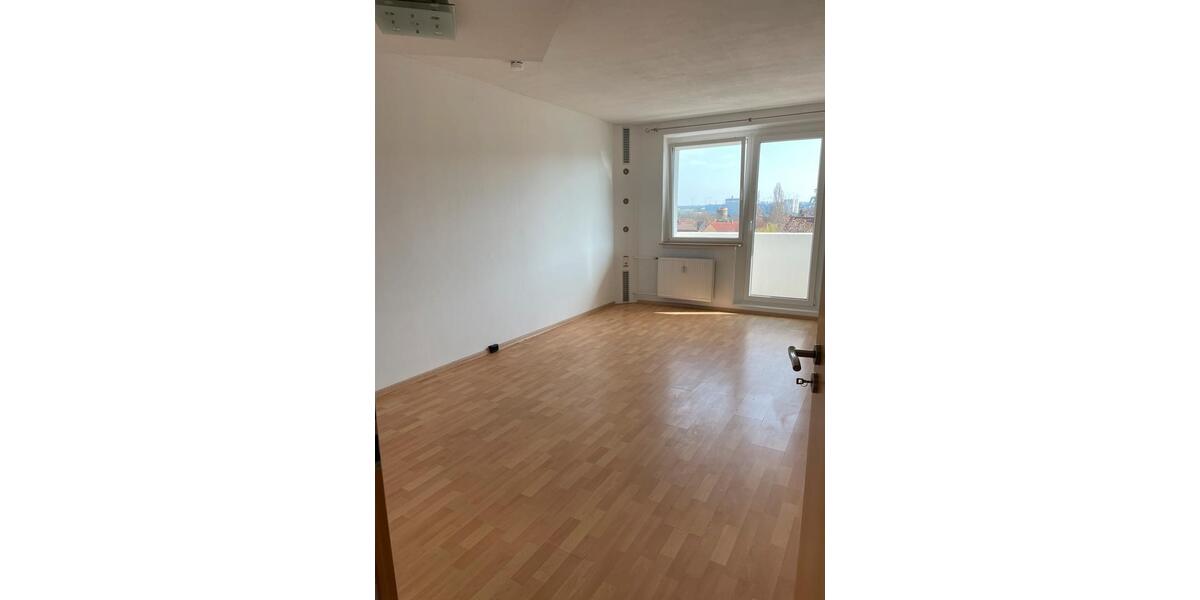 Etagenwohnung Teutschenthal - 2 Zimmer, 56 m&sup2;, 550&euro; | Angebot:23501718