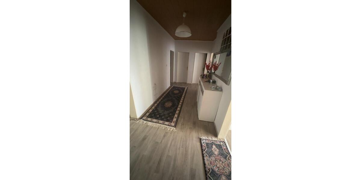 Etagenwohnung Bad Oeynhausen - 4 Zimmer, 110 m&sup2;, 1.000&euro; | Angebot:26507428