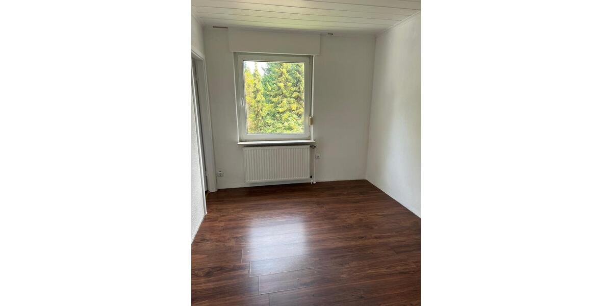 Erdgeschoßwohnung Vlotho - 4 Zimmer, 90 m&sup2;, 750&euro; | Angebot:24814569