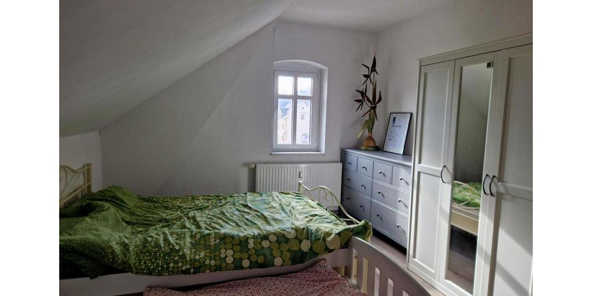 Dachgeschoßwohnung Thalheim/Erzgebirge Erzgebirge - 2 Zimmer, 43 m&sup2;, 240&euro; | Angebot:24745157