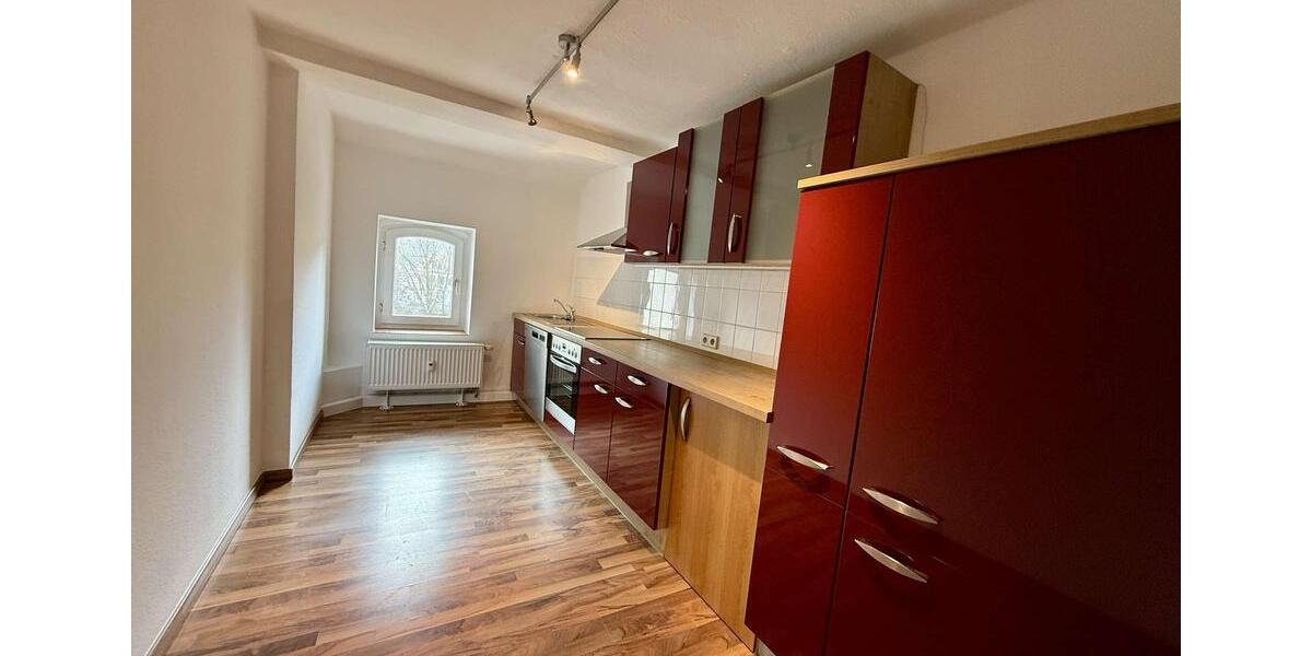 Etagenwohnung Döbeln - 4 Zimmer, 121 m&sup2;, 800&euro; | Angebot:26183314