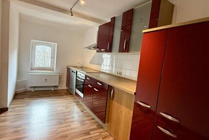Wohnung Döbeln - 4 Zimmer, 121 m&sup2;, 800&euro; | Angebot:26183314