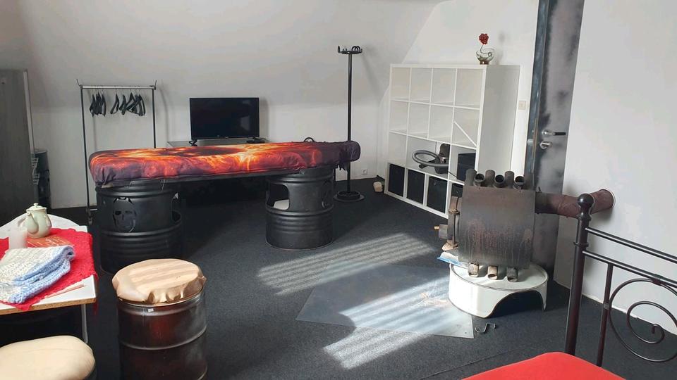 Wohnen auf Zeit Hausen - 1 Zimmer, 28 m&sup2;, 25&euro; | Angebot:25588002