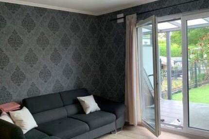 Haus Frankfurt am Main Praunheim - 5 Zimmer, 120 m&sup2;, 3.000&euro; | Angebot:25108223