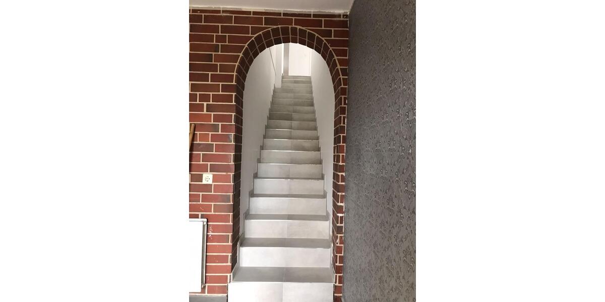 Kernsanierte Wohnung in Helvesiek ab 1.1.2026 frei 6 zimmer