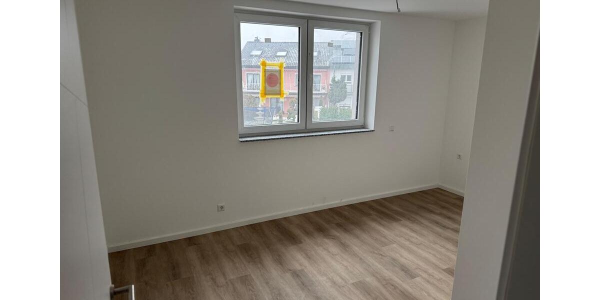 Moderne 3 Zimmer-Wohnung mit Balkon,Einbauküche,Klima |Hockenheim 3 zimmer
