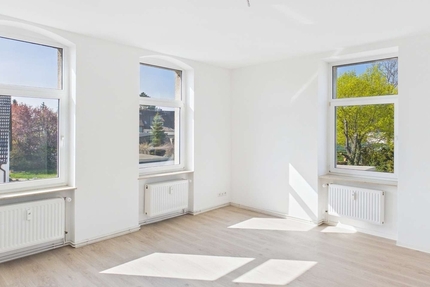 Großzügige 2-Zimmer-Wohnung - Wohnung Dahlenwarsleben Börde - Niedere Börde | Angebot:27039125