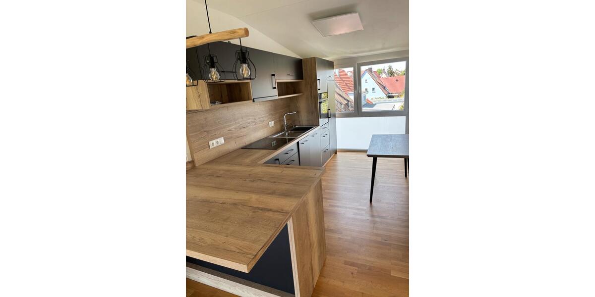 Dachgeschoßwohnung Dinkelsbühl - 3 Zimmer, 75 m&sup2;, 900&euro; | Angebot:26413651