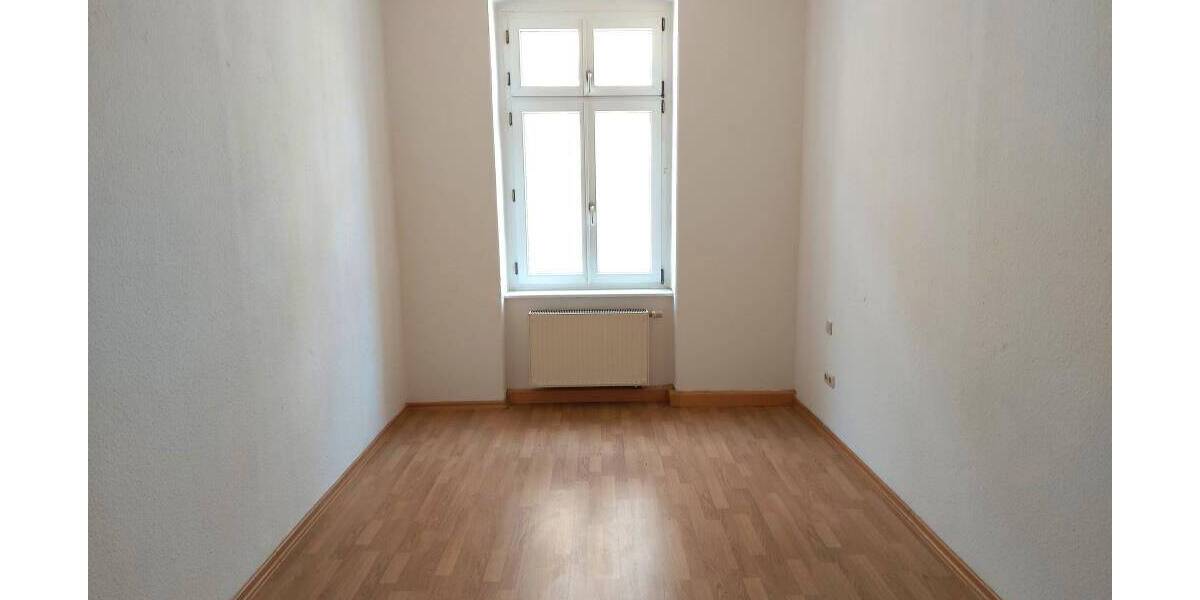 Etagenwohnung Gera Debschwitz - 2 Zimmer, 70 m&sup2;, 295&euro; | Angebot:26833140