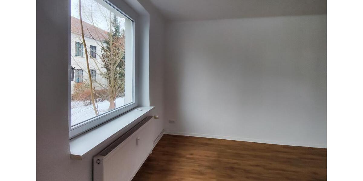 Erdgeschoßwohnung Jänschwalde Kolonie - 4 Zimmer, 87 m&sup2;, 456&euro; | Angebot:24748604