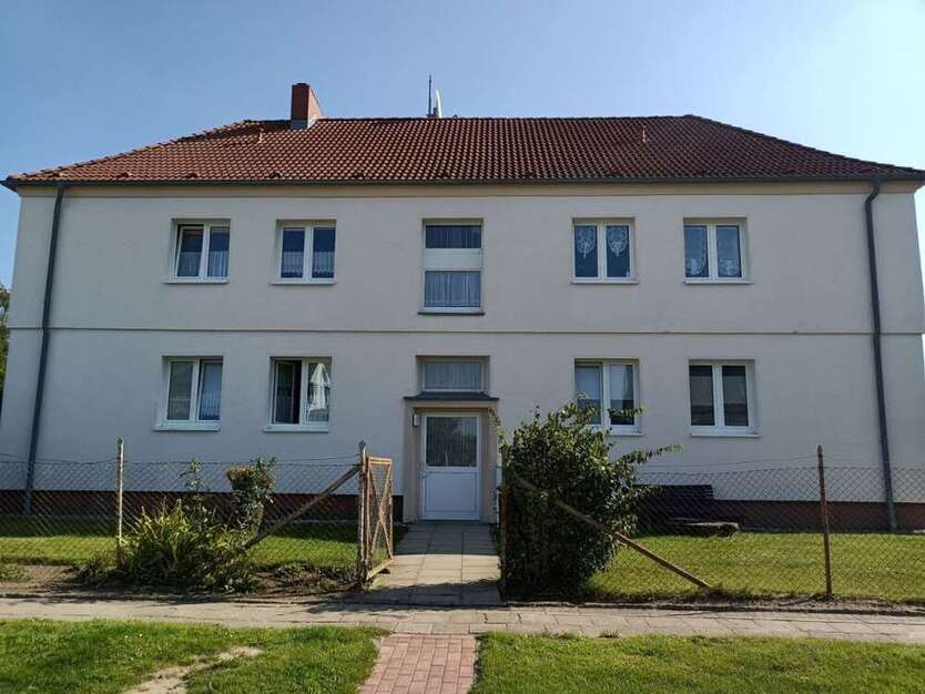 Wohnung zum Mieten in Franzburg 440 € 67.22 m²